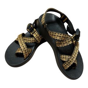 Chaco Black Yellow Sandals Women's Size 6/Big Girls Size 4, Vibram Sole, Hiking